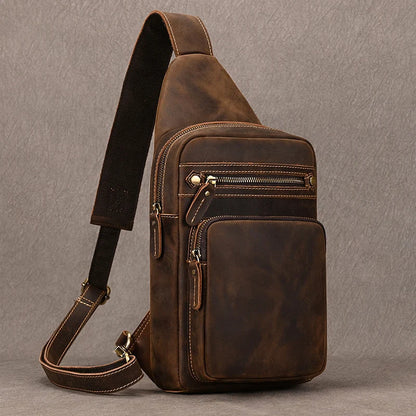 Homme avec Sac Banane