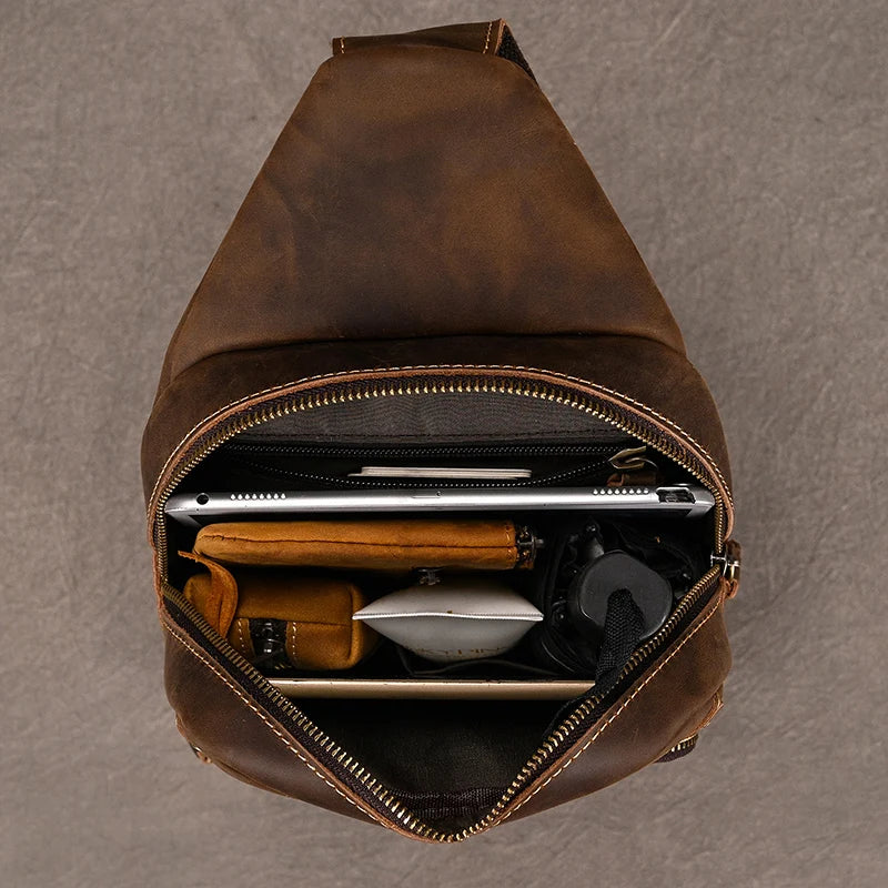 Homme avec Sac Banane